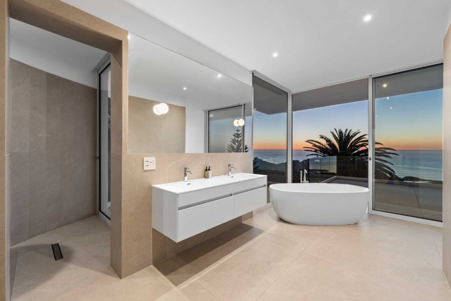 5 Bedroom Property for Sale in Camps Bay Western Cape